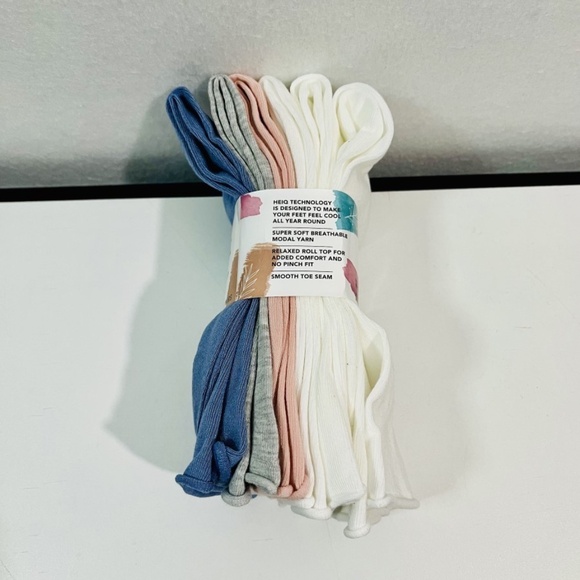 NEW K BELL Women's Modal Roll Top Crew Socks, 5.5-10 Shoe Size, 6 Pairs - Picture 3 of 5